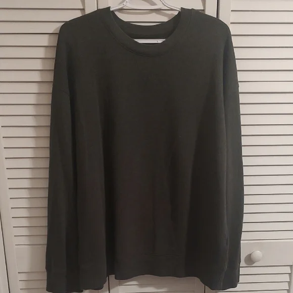 Time and Tru Women's Dark Green Crewneck Sweater - Picture 1 of 2